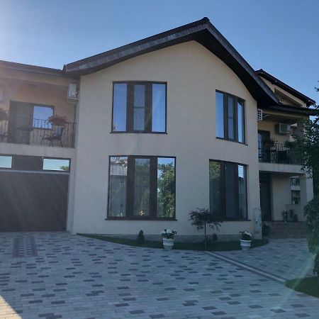 Eden Blue Hotel Костинещи Екстериор снимка