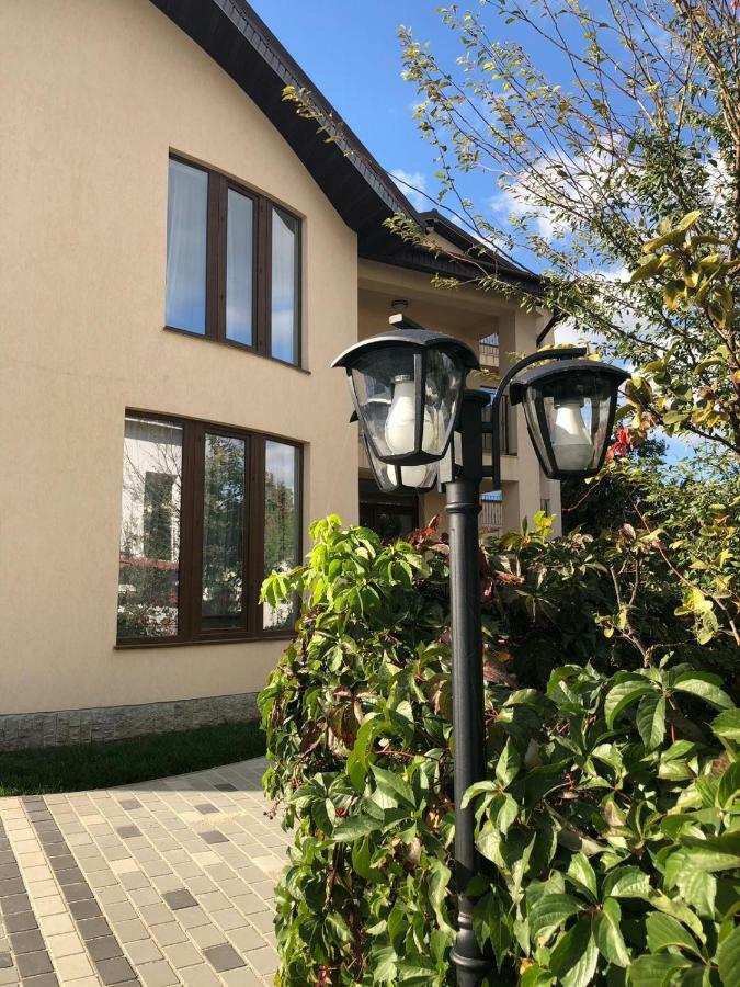 Eden Blue Hotel Костинещи Екстериор снимка