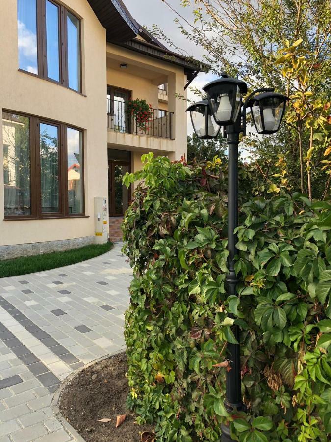 Eden Blue Hotel Костинещи Екстериор снимка